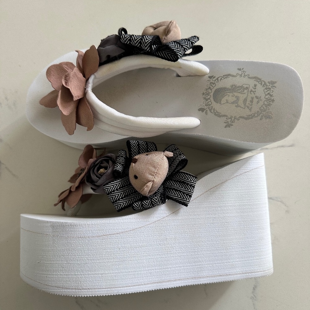 Platform Sponge sandals